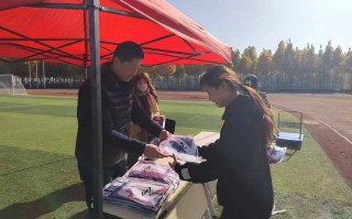 业余可以转职业足球吗女，业余可以转职业足球吗女生